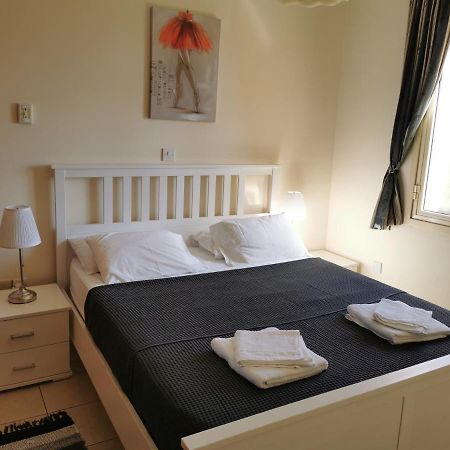 Aphrodite Gardens Apartment Paphos Bagian luar foto