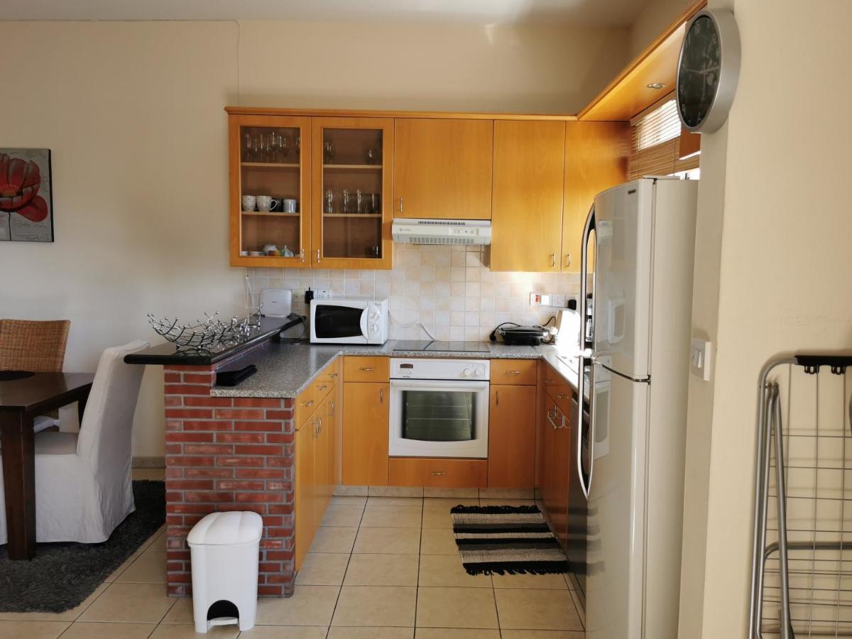 Aphrodite Gardens Apartment Paphos Bagian luar foto